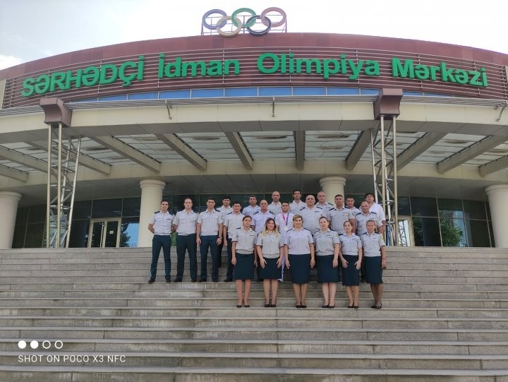 Elçin Quliyev Firdovsi Umudovutəltif etdi (FOTO)