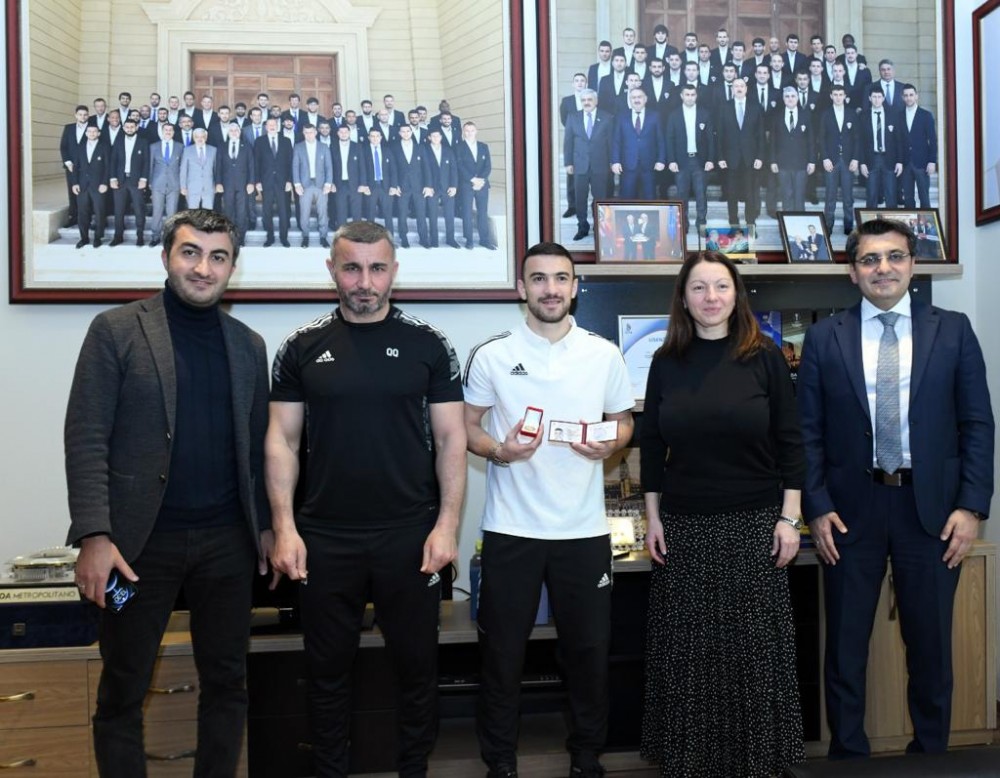 Qara Qarayev "İdman ustası" kimiTƏTİF OLUNDU (FOTOLAR)