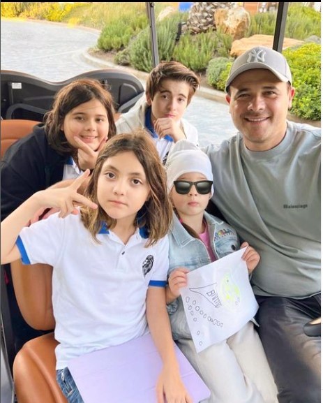 Emin Ağalarovun övladları ilə yeni görüntüsü- FOTO