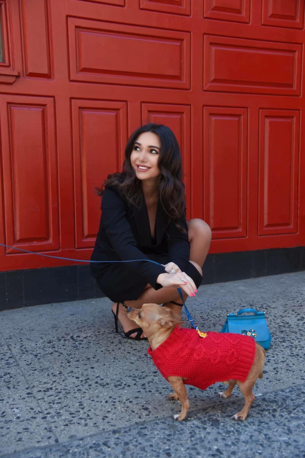 Aparıcı od püskürdü:Vətənpərvər olmaq məcburi deyil - FOTO