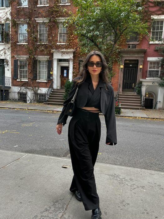 Aparıcı od püskürdü:Vətənpərvər olmaq məcburi deyil - FOTO