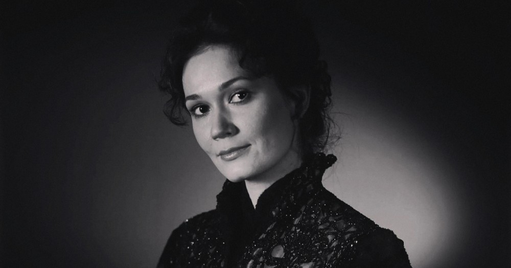 37 yaşlı aktrisa evindəölü TAPILDI (FOTO)