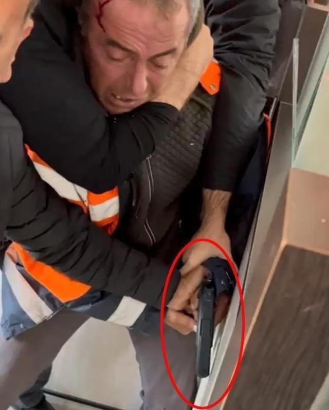 Bələdiyyə binasında İNSİDENT- Həbs edilən var (VİDEO)