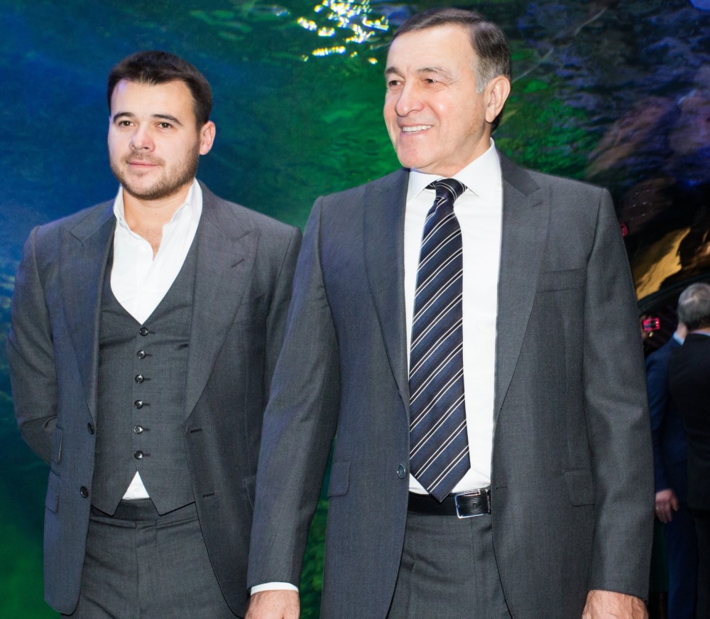 Emin Ağalarovvəzifəsindən getdi