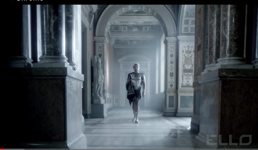 Məşhur telekanal cərimələndi 18+ klipə görə- LGTB TƏBLİĞİ