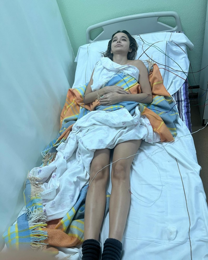 Azərbaycanlı modelin səhhəti AĞIRLAŞDI: “Bədənim ağrılara tab gətirmir” -FOTO