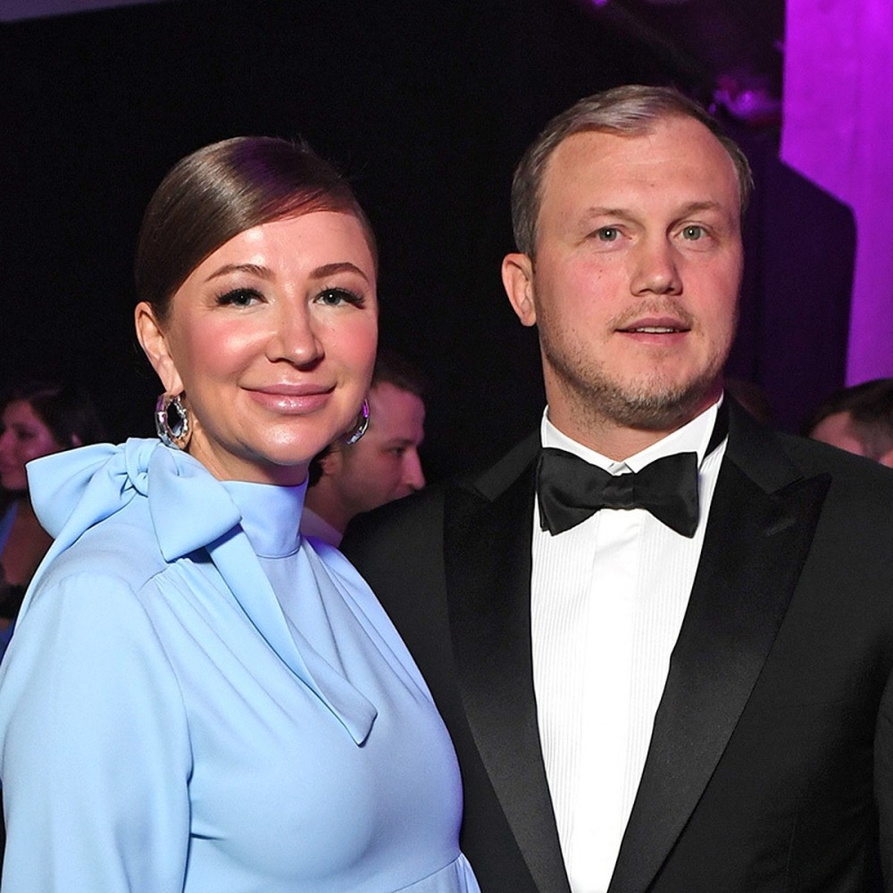 Blogerin əri vergidən yayındığına görə axtarışa verilib- Foto