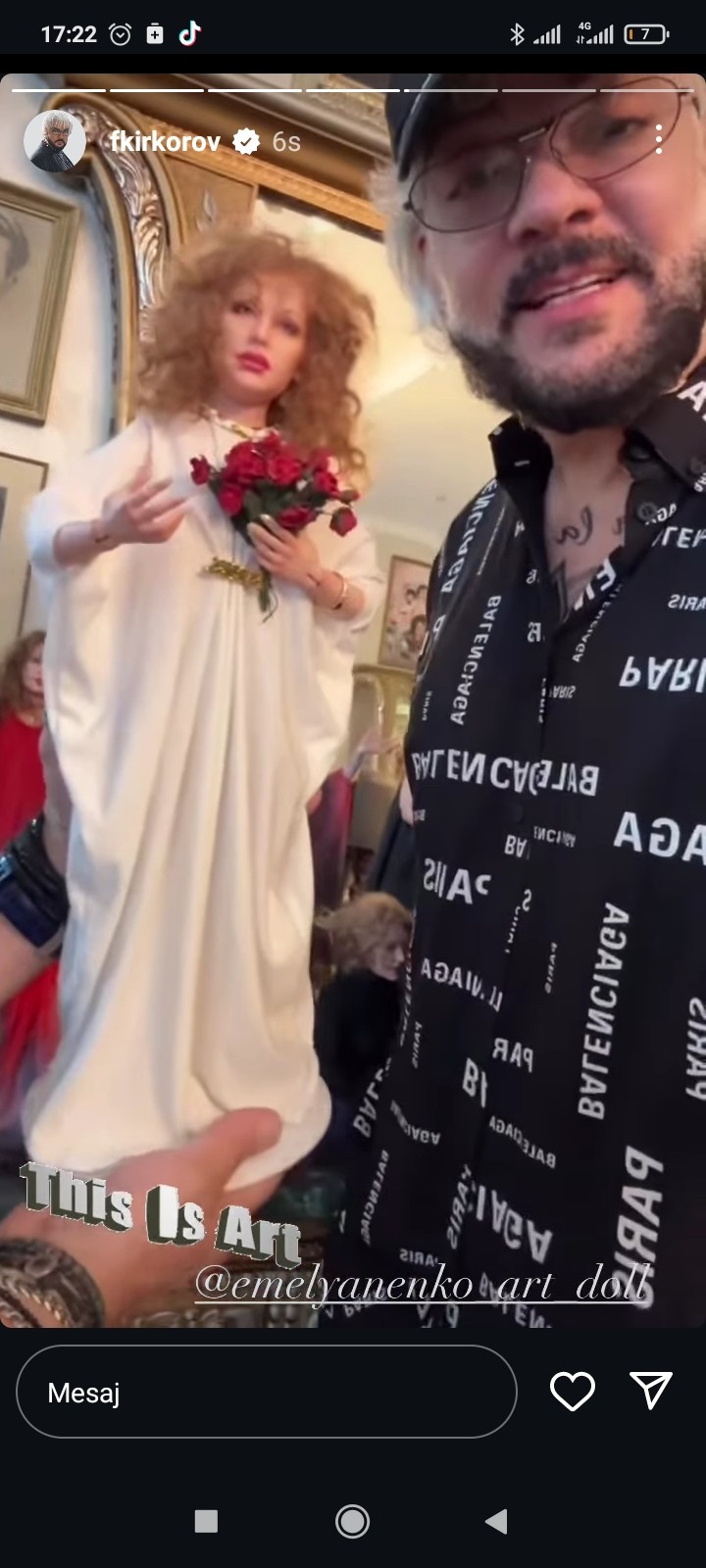 Kirkorov Alla Puqaçovanın kuklası ilə çəkilib