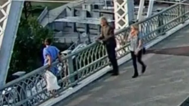 Məşhur müğənni intihar etmək istəyən qadını xilas etdi - FOTO