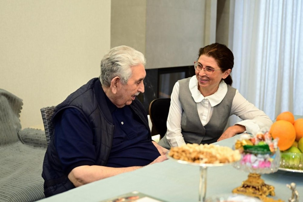 Arif Babayevə Heydər Əliyev Mükafatı təqdim olundu+ FOTO