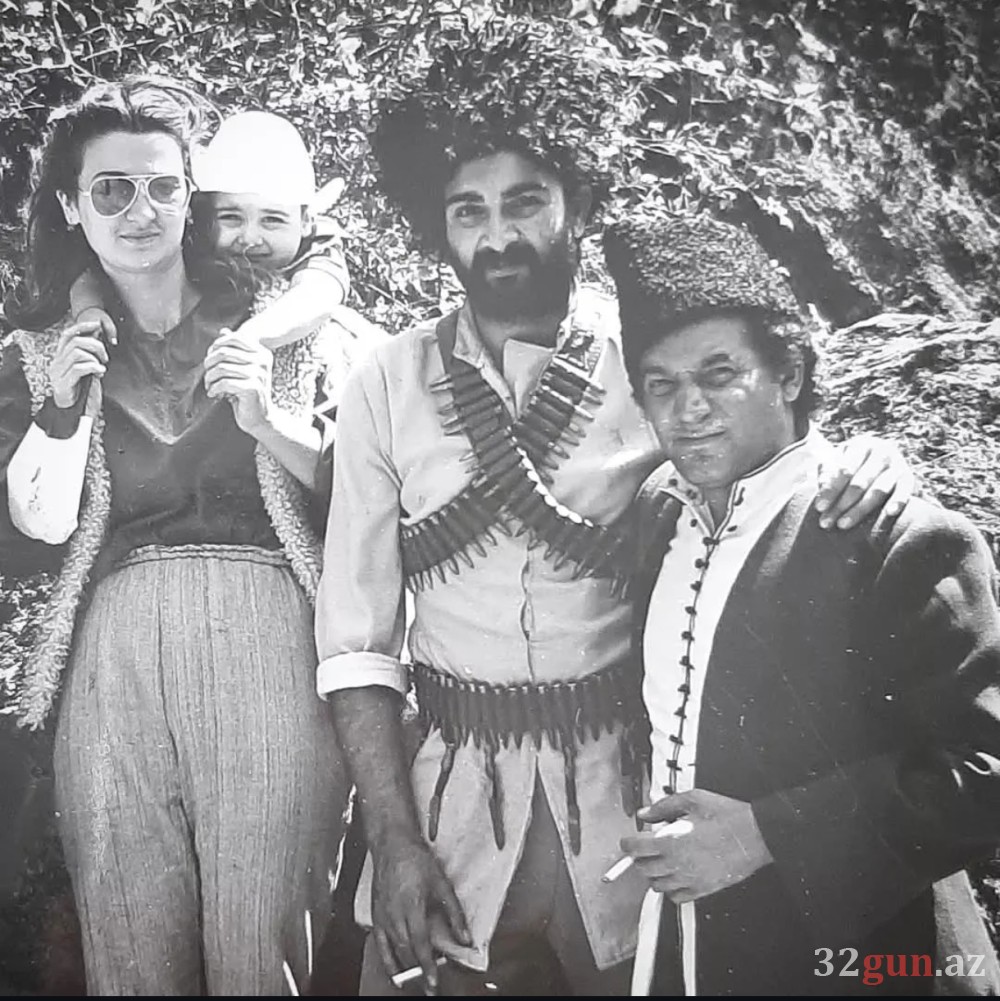 "Atları Yəhərləyin" filminin çəkilişlərindən nadir foto gündəm oldu