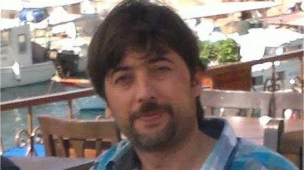 Qadın ərinin üzərinə qaynar yağ töküböldürdü