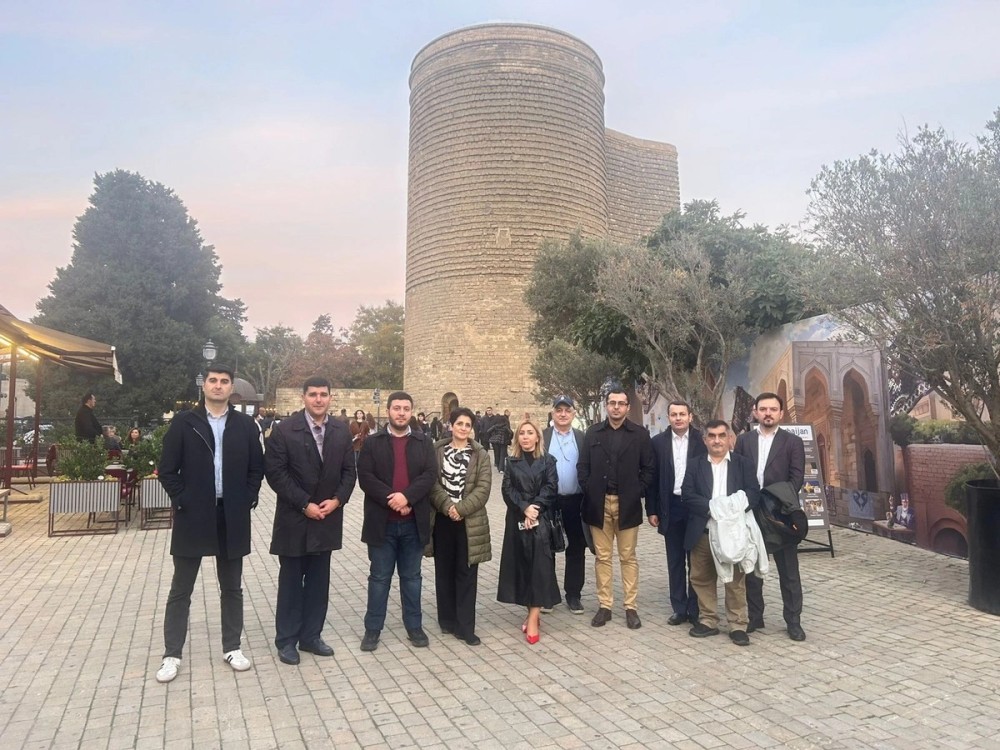 Hikmət Hacıyev erməni nümayəndələrlə görüşdü -FOTOLAR