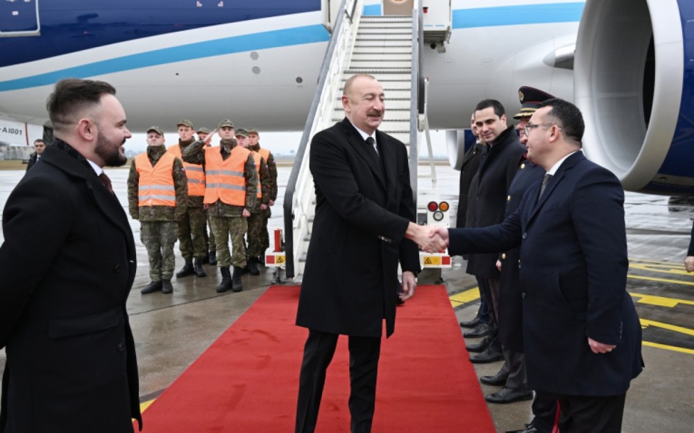 Prezident Slovakiyaya səfər etdi- FOTOLAR