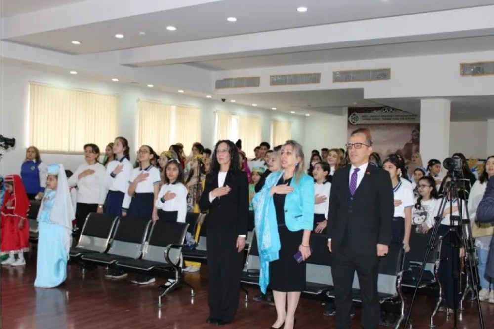 İlk dəfə: Dünya Türk Dili Ailəsi Günü qeyd edildi -FOTO
