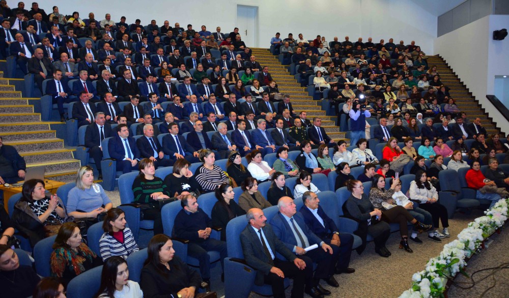 Nüsrət Kəsəmənlinin 80 illik yubileyi doğma Ağstafa rayonunda qeyd olunub 