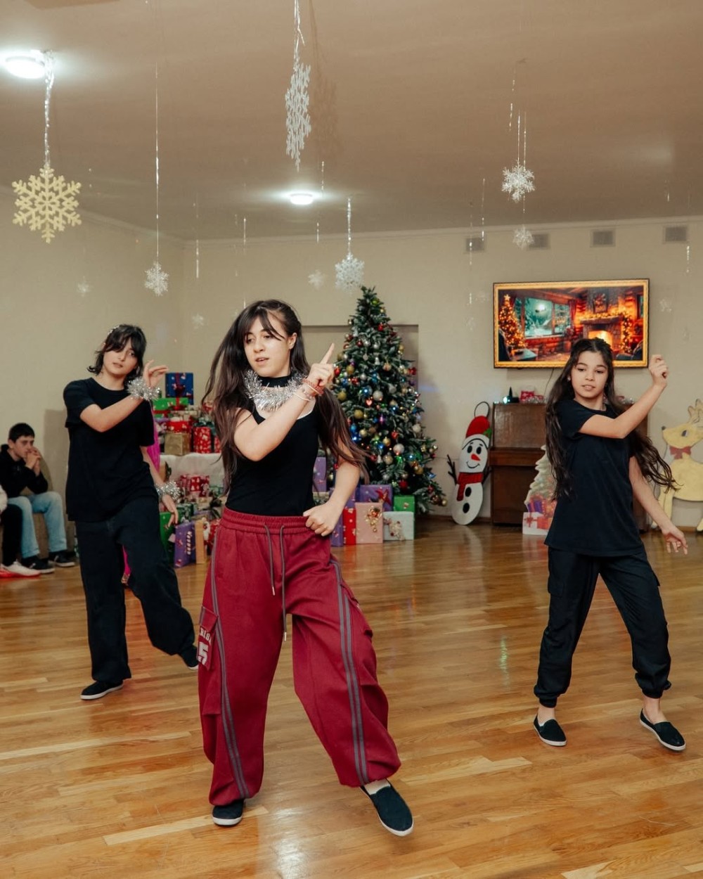 Arzu Əliyeva uşaq evini ziyarət etdi -FOTOLAR