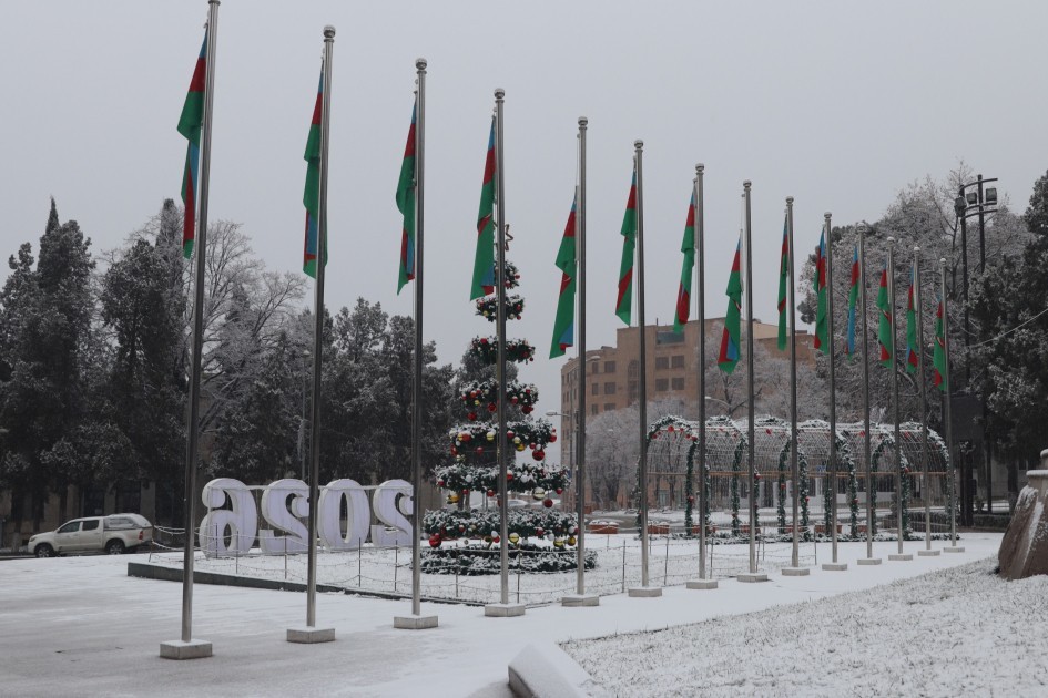 Xankəndiyə ilk qar yağdı -FOTOLAR