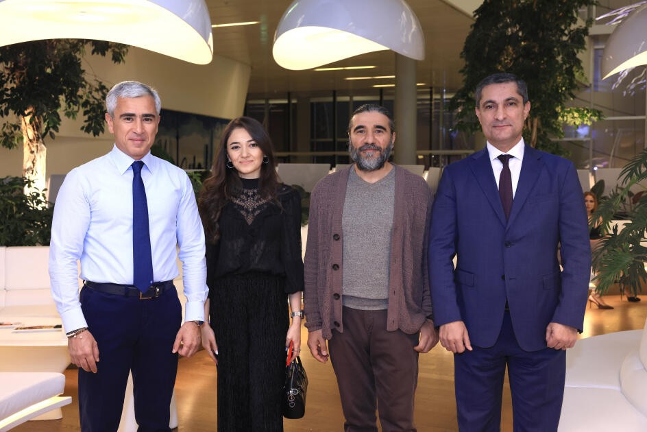 Heydər Əliyev Mərkəzində Kerol Förmenin sərgisinin açılışı olub- FOTO